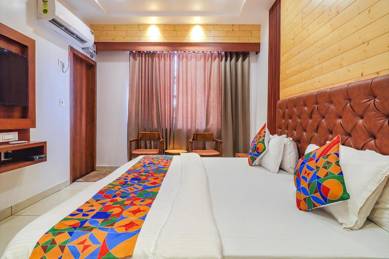 Fabhotel Grand Arya Patna  Ngoại thất bức ảnh